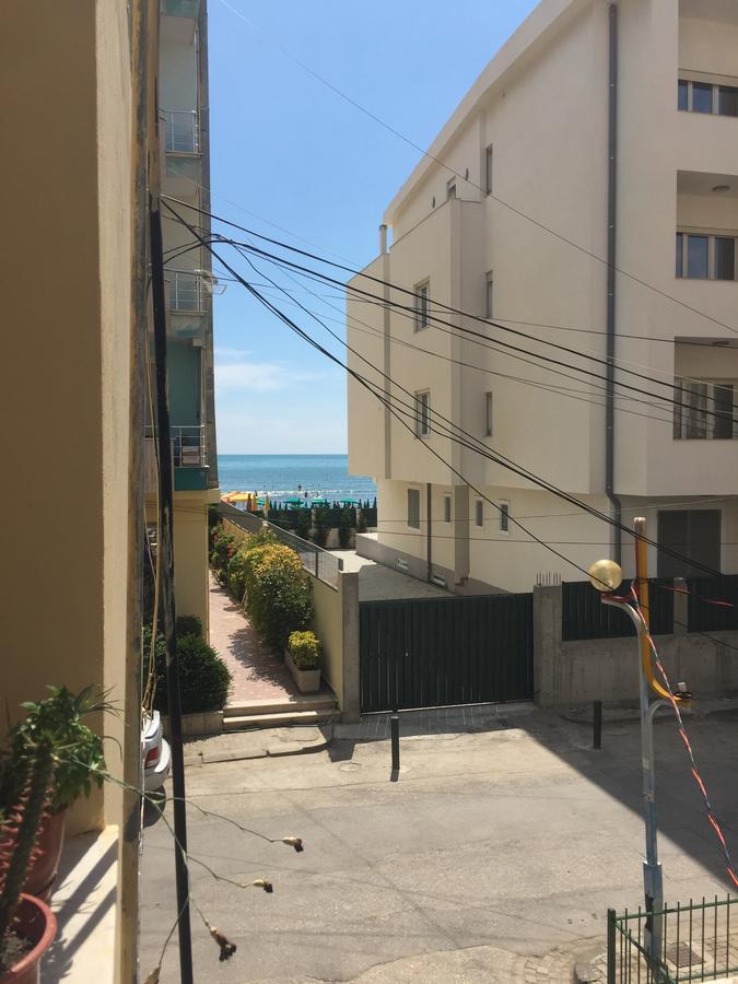 Seaside Apartments Durres Luaran gambar